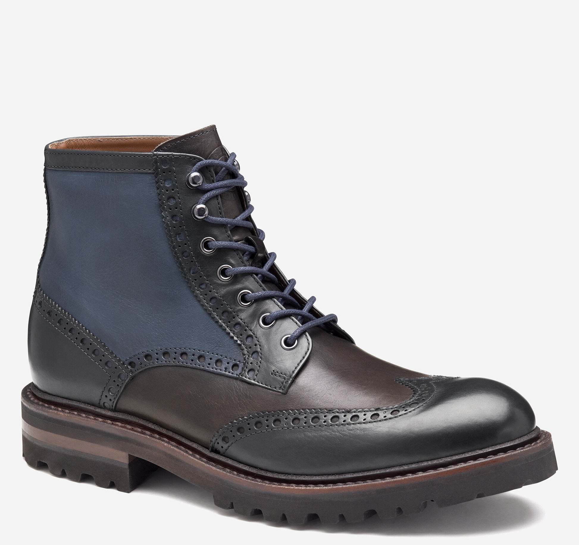 Johnston Murphy Men's Dudley Lug Wingtip Boot