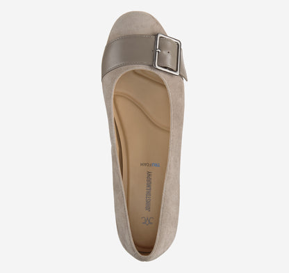 Johnston Murphy Women's Claire Belted Flat